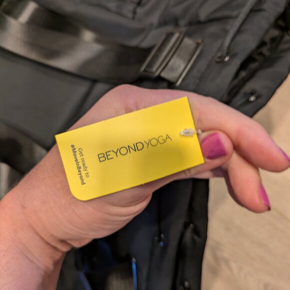 Beyond Yoga gym backpack w/ shoe compartment - Picture 5 of 5